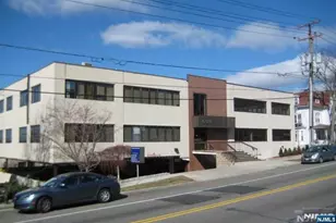 669 Broad Ave 203, Ridgefield, NJ 07657 - Photo 1