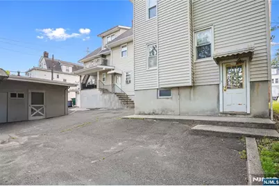 608 Washington Avenue, Belleville, NJ 07109 - Photo 23