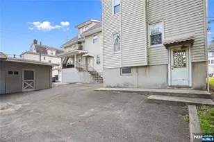608 Washington Ave, Belleville, NJ 07109 - Photo 23
