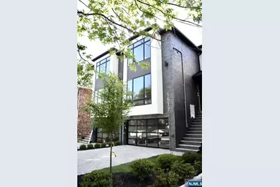 1517 13th Street A #A, Fort Lee, NJ 07024 - Photo 3