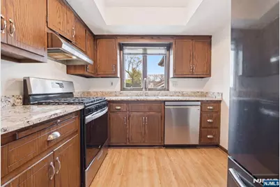 125 Hickory Avenue B #B, Tenafly, NJ 07670 - Photo 3