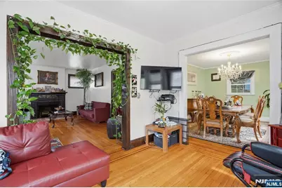 351 Griggs Avenue, Teaneck Township, NJ 07666 - Photo 5