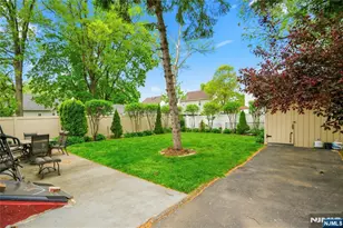 351 Griggs Ave, Teaneck Township, NJ 07666 - Photo 19