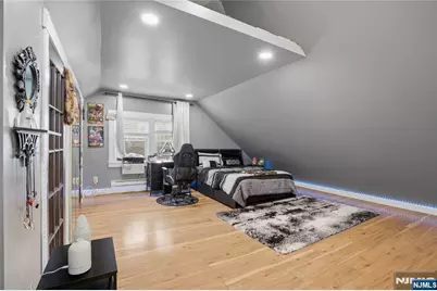 351 Griggs Avenue, Teaneck Township, NJ 07666 - Photo 15