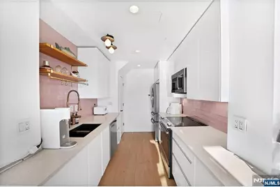 600 Harbor Boulevard 1064 #1064, Weehawken, NJ 07086 - Photo 5