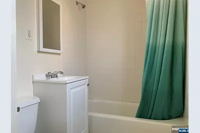 139 W Englewood Avenue 1A #1A, Teaneck Township, NJ 07666 - Photo 13