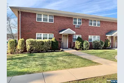 139 W Englewood Avenue 1A #1A, Teaneck Township, NJ 07666 - Photo 1