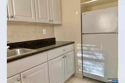 139 W Englewood Avenue 1A #1A, Teaneck Township, NJ 07666 - Photo 9