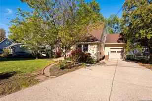 616 River Rd, Teaneck Township, NJ 07666 - Photo 37
