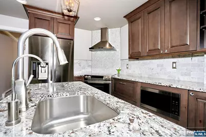 28 Minnehaha Boulevard, Oakland, NJ 07436 - Photo 11