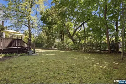 830 Collingwood Avenue, Maywood, NJ 07607 - Photo 21