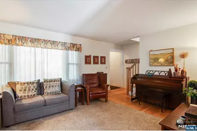 830 Collingwood Avenue, Maywood, NJ 07607 - Photo 3