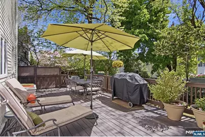 830 Collingwood Avenue, Maywood, NJ 07607 - Photo 19