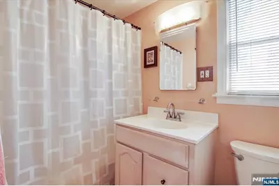 830 Collingwood Avenue, Maywood, NJ 07607 - Photo 15