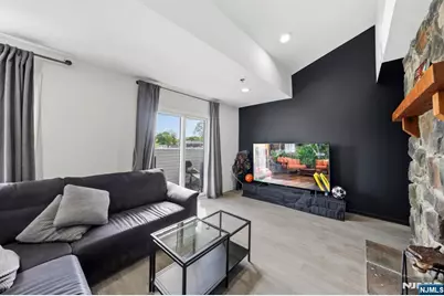 142 Main Avenue 1C #1C, Passaic, NJ 07055 - Photo 3