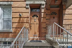 394 Woodlawn Ave 2, Jersey City, NJ 07305 - Photo 3