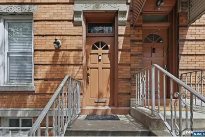 394 Woodlawn Avenue 2 #2, Jersey City, NJ 07305 - Photo 3