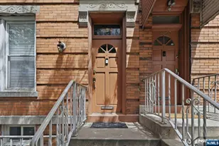 394 Woodlawn Ave 2, Jersey City, NJ 07305 - Photo 3