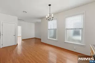 394 Woodlawn Ave 2, Jersey City, NJ 07305 - Photo 9