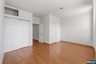 394 Woodlawn Ave 2, Jersey City, NJ 07305 - Photo 25