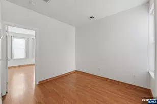 394 Woodlawn Ave 2, Jersey City, NJ 07305 - Photo 21