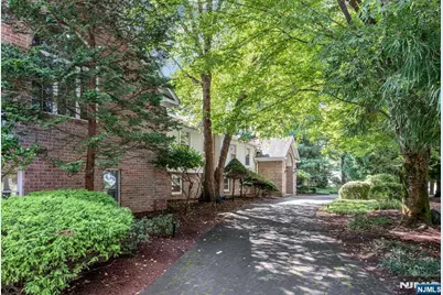 24 Vanderbeck Lane, Mahwah, NJ 07430 - Photo 3