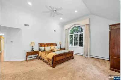 24 Vanderbeck Lane, Mahwah, NJ 07430 - Photo 21