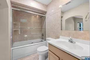 24 Vanderbeck Ln, Mahwah, NJ 07430 - Photo 27
