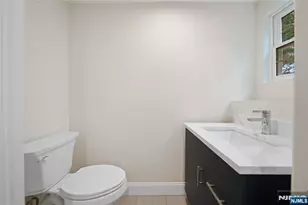 16 Coles Ct, River Edge, NJ 07661 - Photo 35
