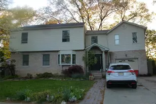 116 Walsh Dr 2, Dumont, NJ 07628 - Photo 3