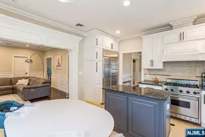 20 Holland Avenue, Demarest, NJ 07627 - Photo 9