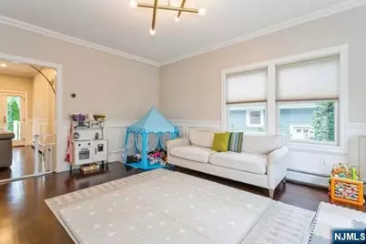20 Holland Avenue, Demarest, NJ 07627 - Photo 5