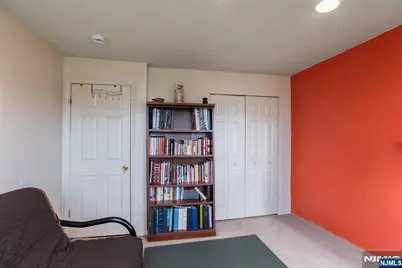 89 Vaughan Drive 824 #824, Newark, NJ 07103 - Photo 19
