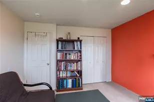 89 Vaughan Dr 824, Newark, NJ 07103 - Photo 19