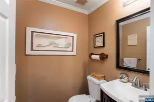 89 Vaughan Dr 824, Newark, NJ 07103 - Photo 9