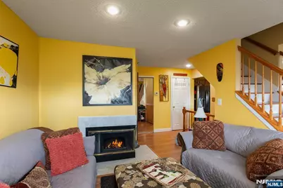 89 Vaughan Drive 824 #824, Newark, NJ 07103 - Photo 5