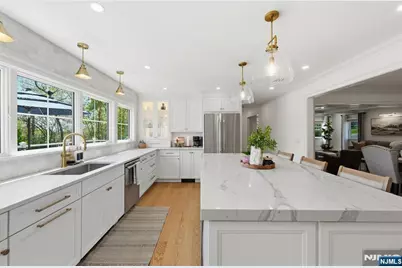 101 Tam O Shanter Drive, Mahwah, NJ 07430 - Photo 11