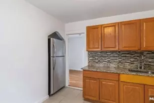 459 Norwood St, East Orange, NJ 07018 - Photo 7