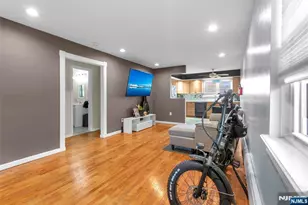 186 Terhune C #20, Lodi, NJ 07644 - Photo 3