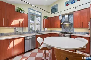 29-07 Fair Lawn Ave, Fair Lawn, NJ 07410 - Photo 9