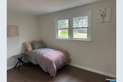 724 3rd Street, Lyndhurst Township, NJ 07071 - Photo 3