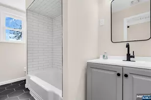 724 3rd St, Lyndhurst Township, NJ 07071 - Photo 17