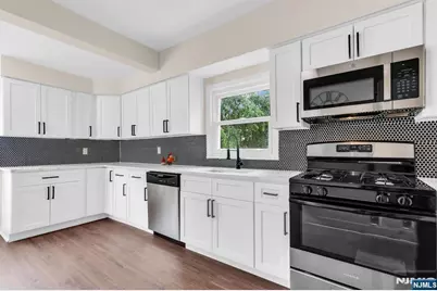 724 3rd Street, Lyndhurst Township, NJ 07071 - Photo 9