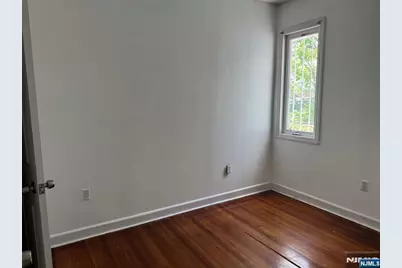 45 Ogden Street, Newark, NJ 07104 - Photo 23