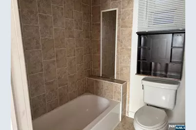 45 Ogden Street, Newark, NJ 07104 - Photo 31