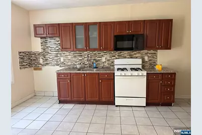 45 Ogden Street, Newark, NJ 07104 - Photo 11