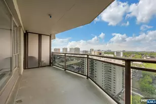 2077 Center Ave 20C, Fort Lee, NJ 07024 - Photo 35