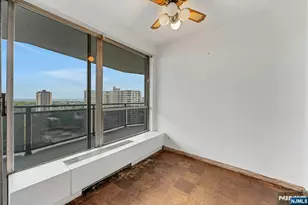 2077 Center Ave 20C, Fort Lee, NJ 07024 - Photo 9