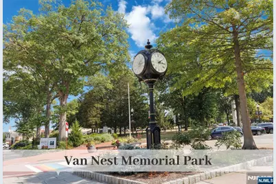 208 N Walnut Street, Ridgewood, NJ 07450 - Photo 17