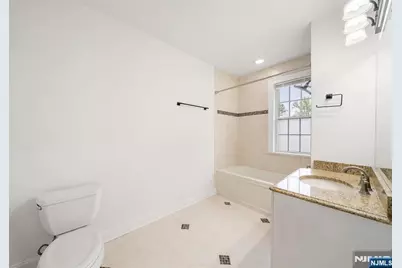 180 Edgewater Road 1A #1A, Cliffside Park, NJ 07010 - Photo 19